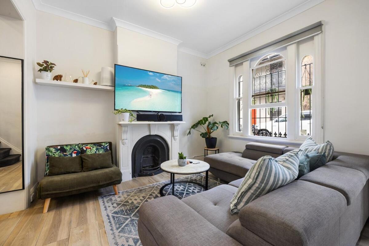 Oasis Double 6br5ba Icc By Palm&vine Holiday home
