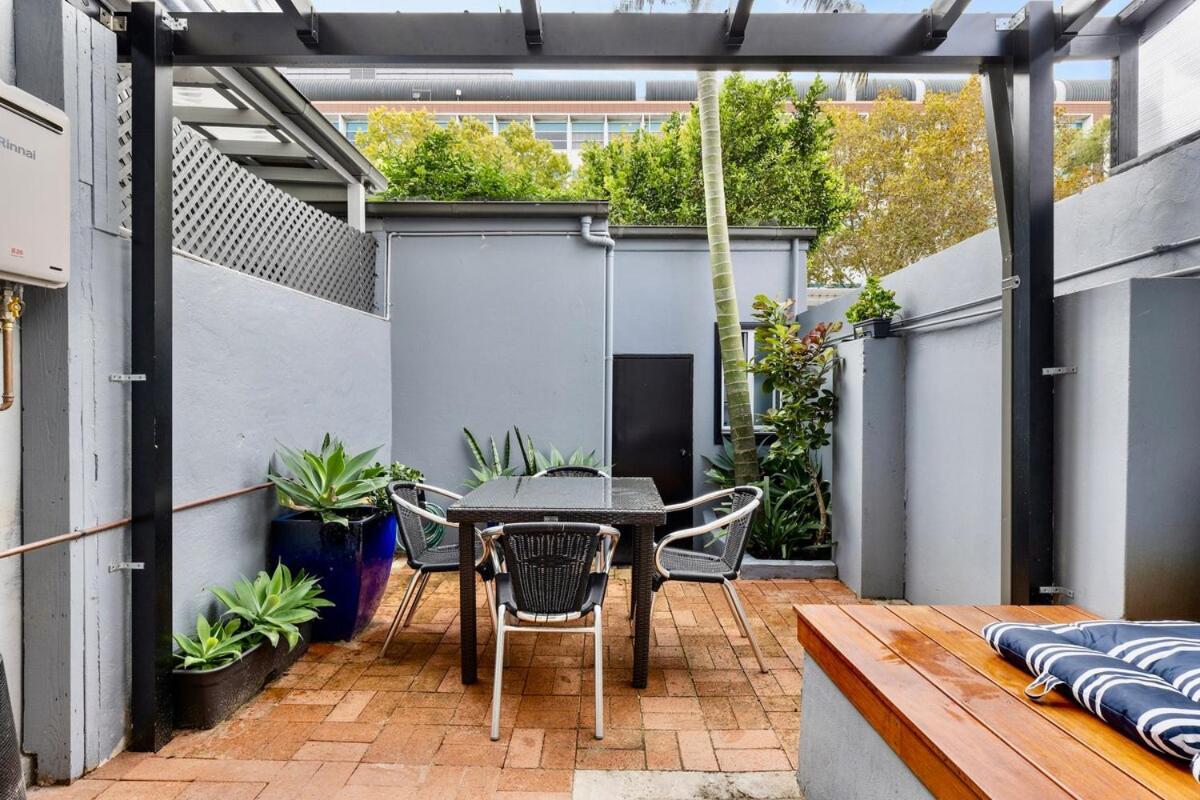 Oasis Double 6br5ba Icc By Palm&vine